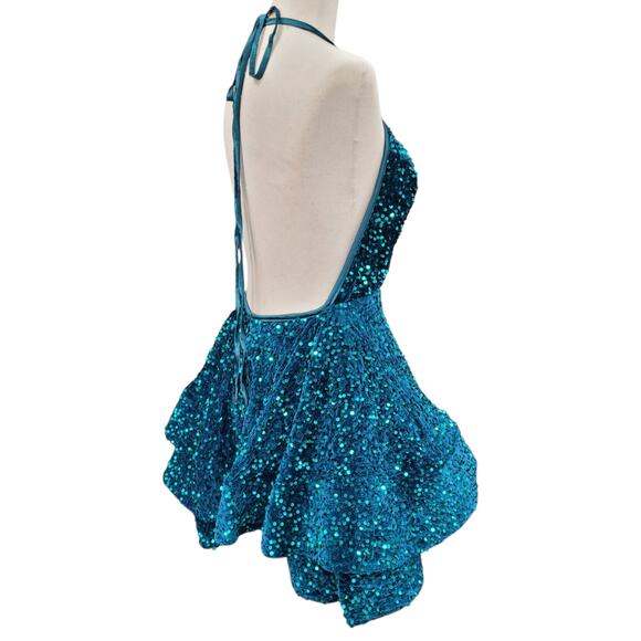 NWT Teal Halter Scoop Neck Sequin Short Dress - Picture 5 of 13
